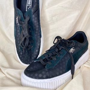 PUMA - BLACK DOTTED PLATFORMS 🐞